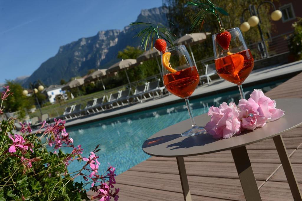 Hotel Ambassador Levico Terme Exterior photo
